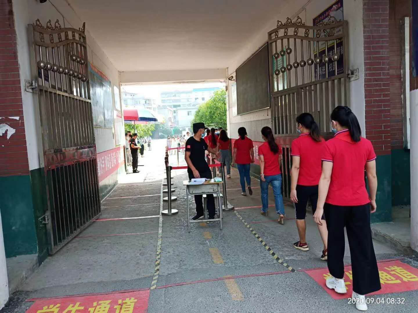 中国纪录|湖北阳新白沙镇：筑牢校车安全第一确保学生平安幸福