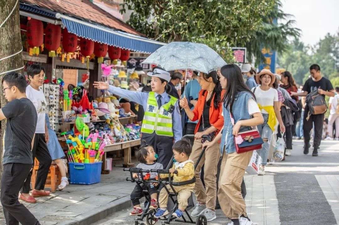 湖北阳新交警大队：永葆初心为民服务|湖北阳新交警大队：永葆初心为民服务