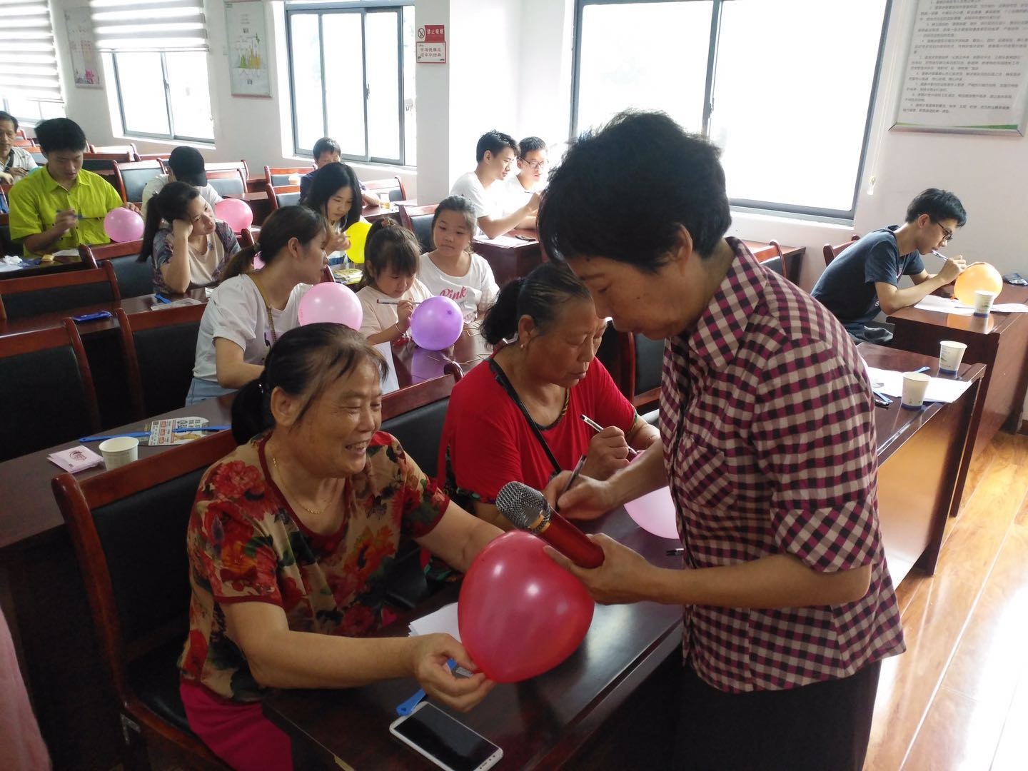 中国纪录|湖北黄石八泉街道：筑牢疫情“心”防线 科学共建和谐幸福城