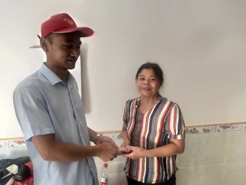 3|报道追踪：湖北阳新青年志愿者到白沙镇高椅村石教强家献爱心