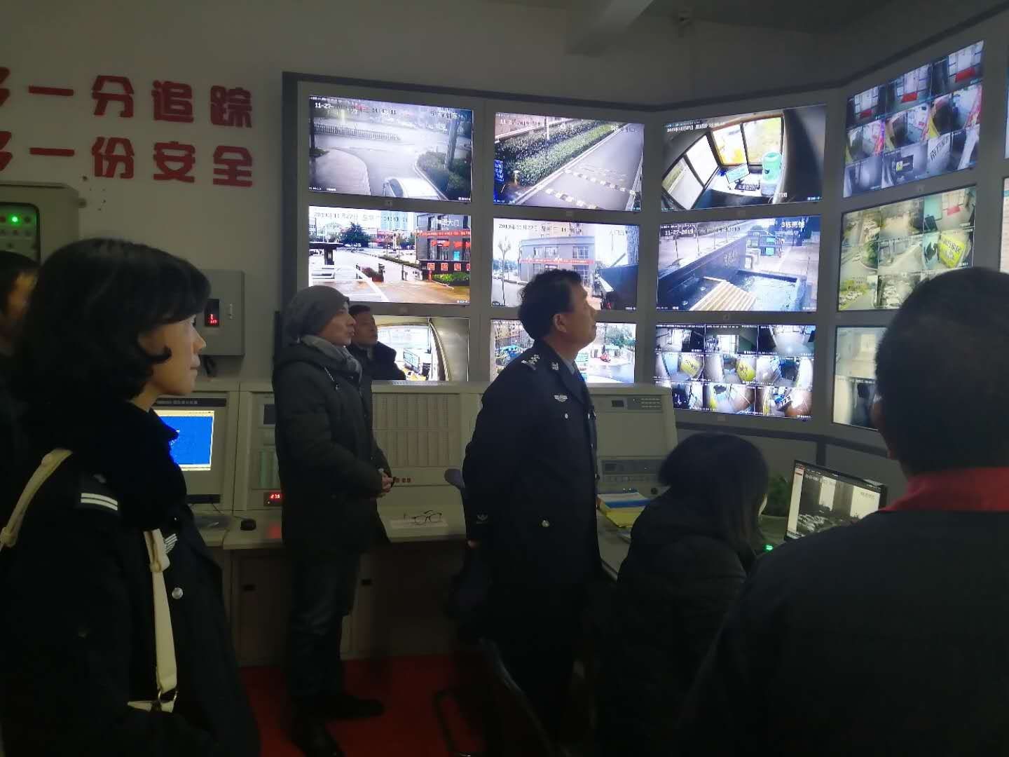 3|好消息：华中地区第一台物联网智慧电梯在武汉建成