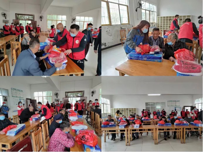 武汉孝昌商会携手孝昌县志愿者联合会开展关爱孤寡贫困老人捐赠活动|“扶贫济困你我同行”：武汉孝昌商会携手孝昌县志愿者联合会开展关爱孤寡老人活动